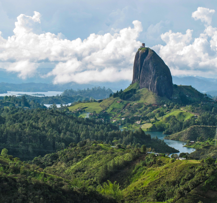 Colombia Highlights: Bogotá, Medellín & Cartagena